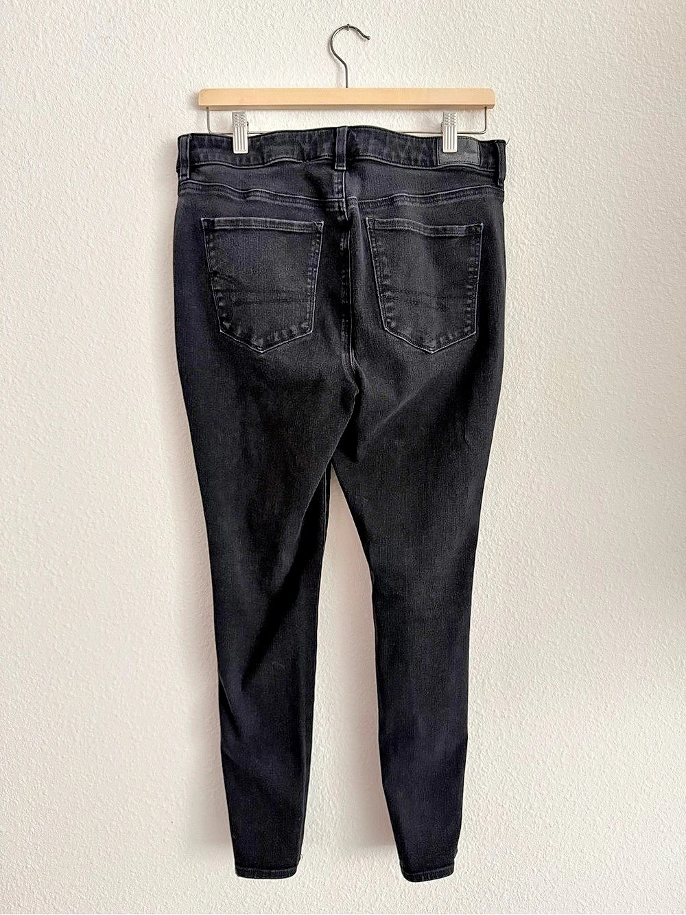American Eagle Dream Stretch Skinny Jeans Black Women’s 12 - Picture 2 of 4